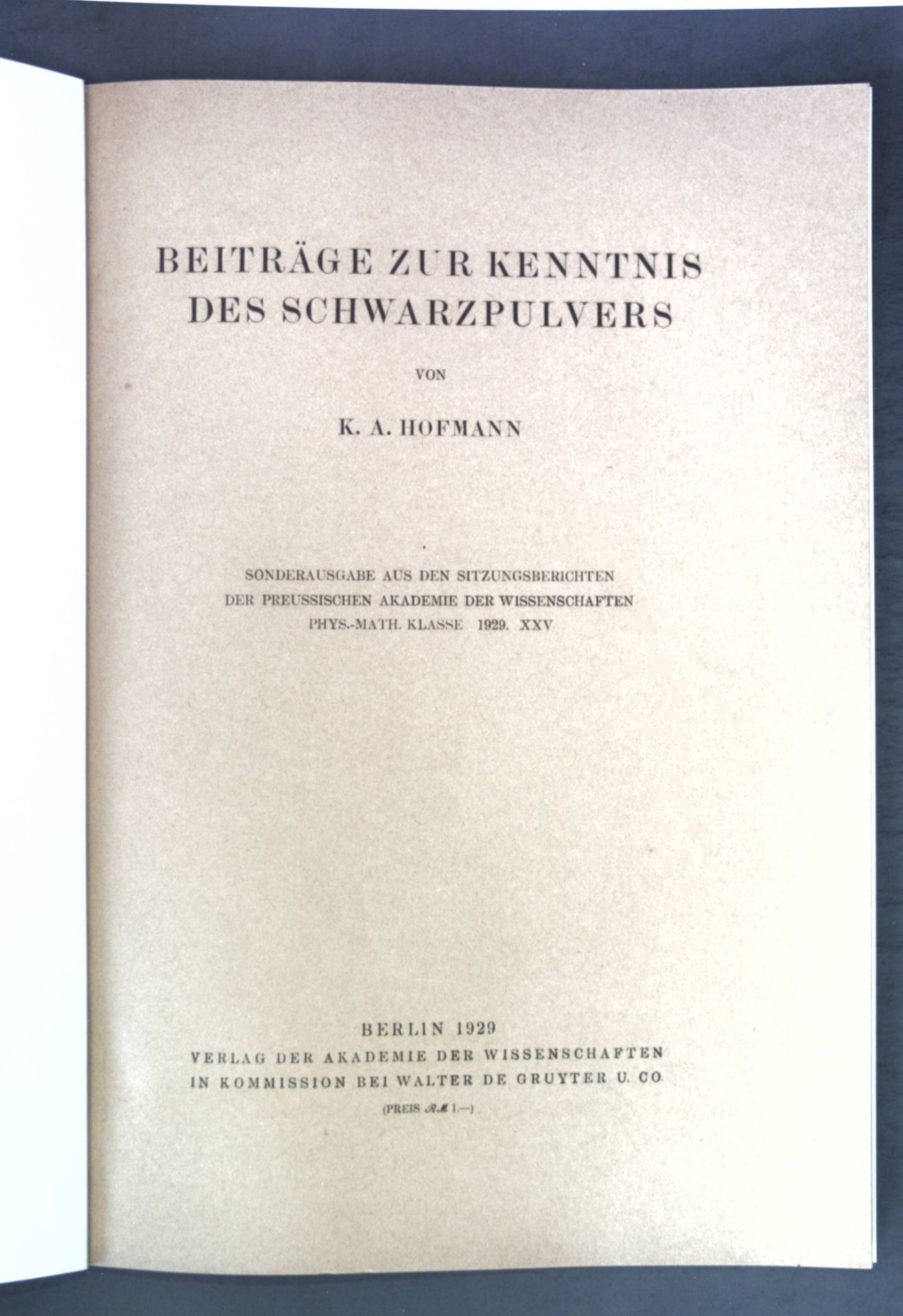 Beiträge zur Kenntnis des Schwarzpulvers