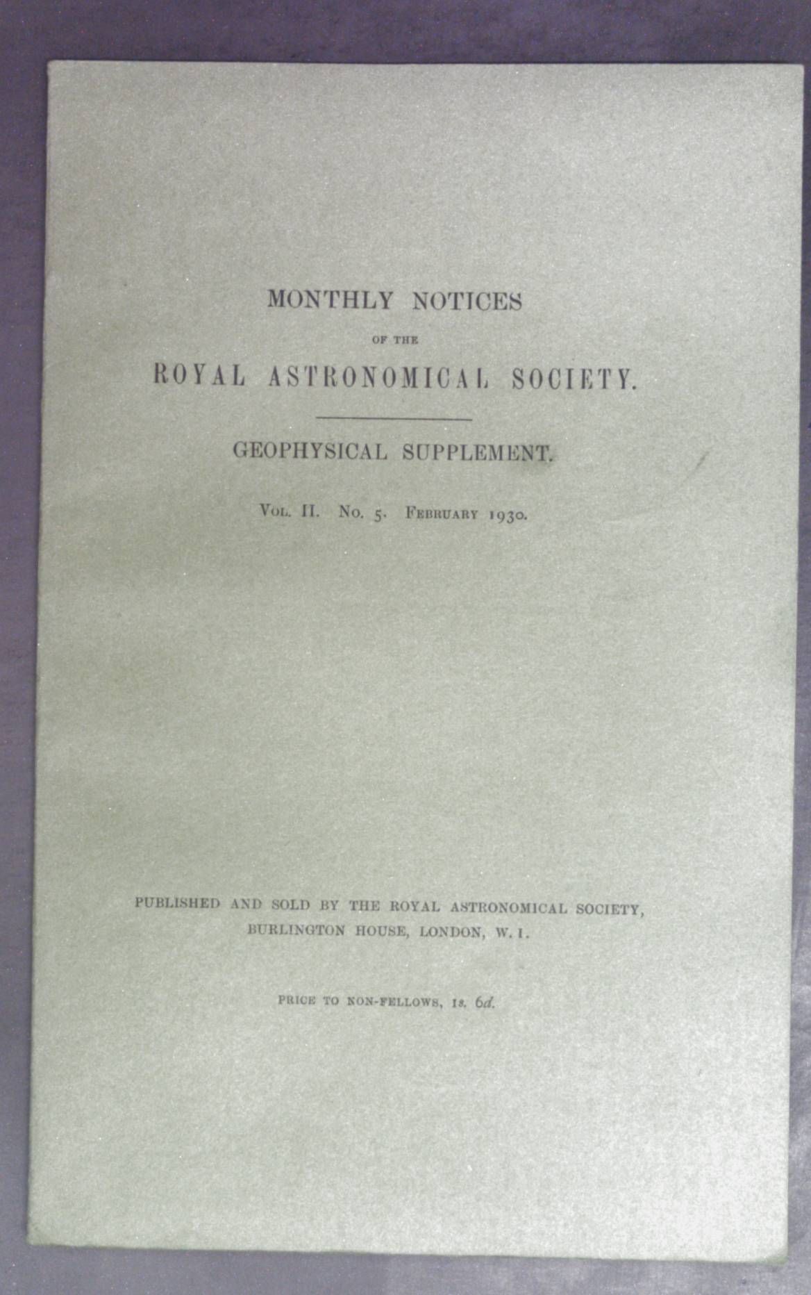 The Ranges and Phase-displacements of the Earth and Ocean Tides - in: Geophysical Supplement