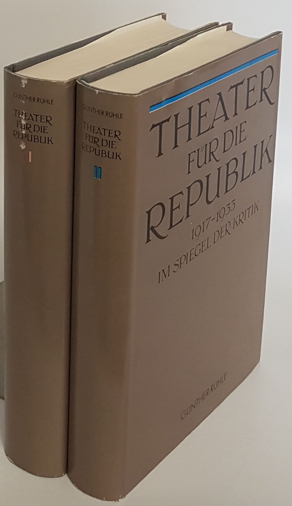 Theater für die Republik 1917 - 1933 im Spiegel der Kritik (2 Bände KOMPLETT)