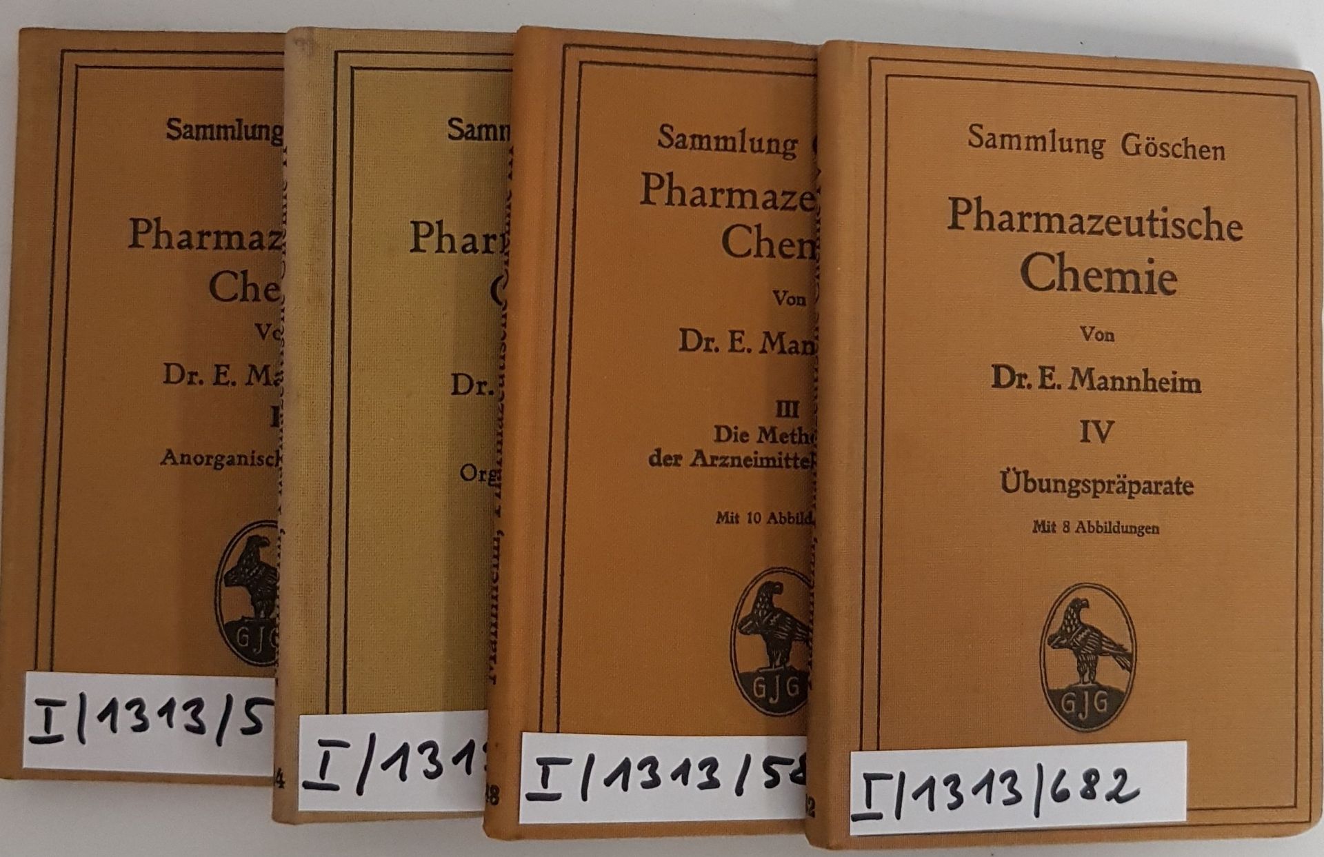 Pharmazeutische Chemie (4 Bändchen KOMPLETT) - Bd.I: Anorganische Chemie/ Bd.II: Organische Chemie/ Bd.III: Die Methoden der Arzneimittelprüfungen/ Bd.IV: Übungspräparate