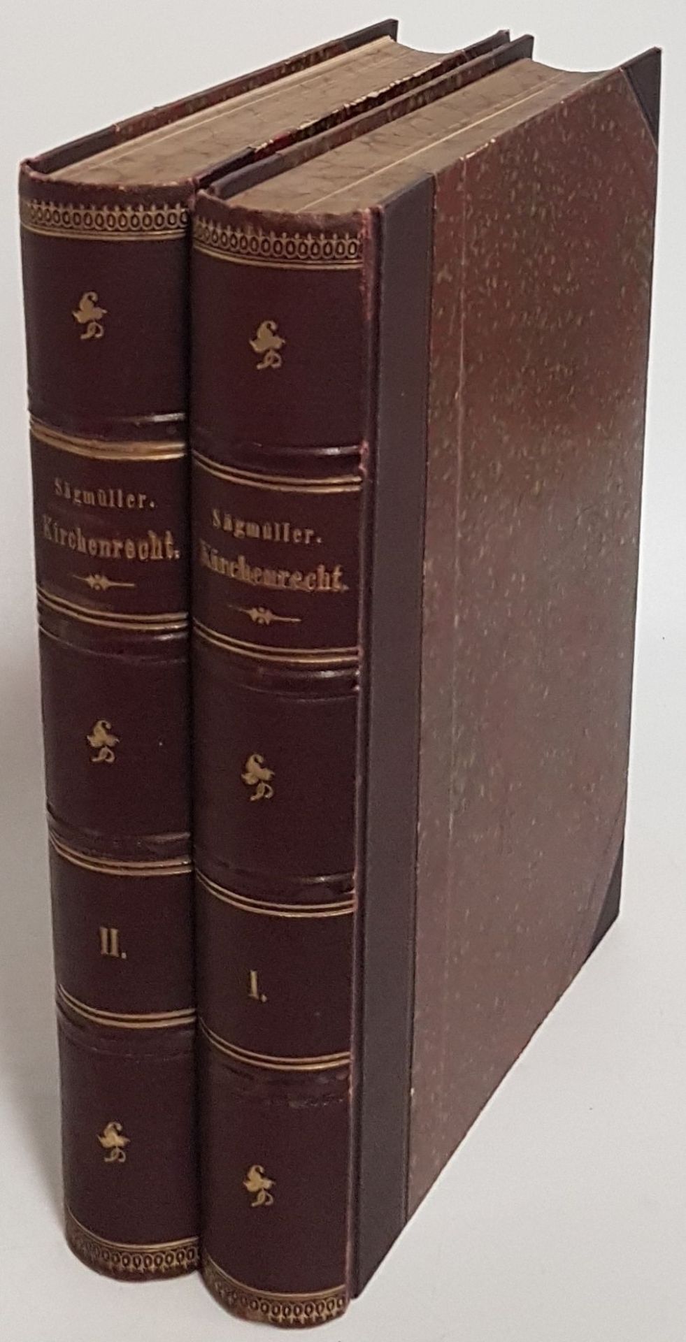 Lehrbuch des katholischen Kirchenrechts (2 Bände KOMPLETT) - Bd.I: Einleitung/ Kirche und Kirchenpolitik/ Quellen des Kirchenrechts/ Verfassung der Kirche/ Bd.II: Verwaltung der Kirche