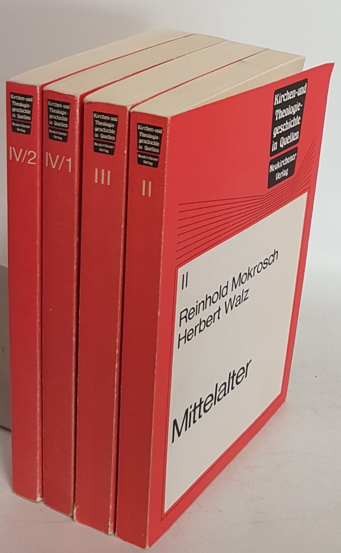 Kirchen- und Theologiegeschichte in Quellen: Ein Arbeitsbuch (KONVOLUT aus 4 Bänden von 5) - hier vorhanden: Bd.II: Mittelalter/ Bd.III: Die Kirche im Zeitalter der Reformation/ Bd.IV/1 und 2: Neuzeit (es FEHLT Bd.I zum vollständigen Werk)