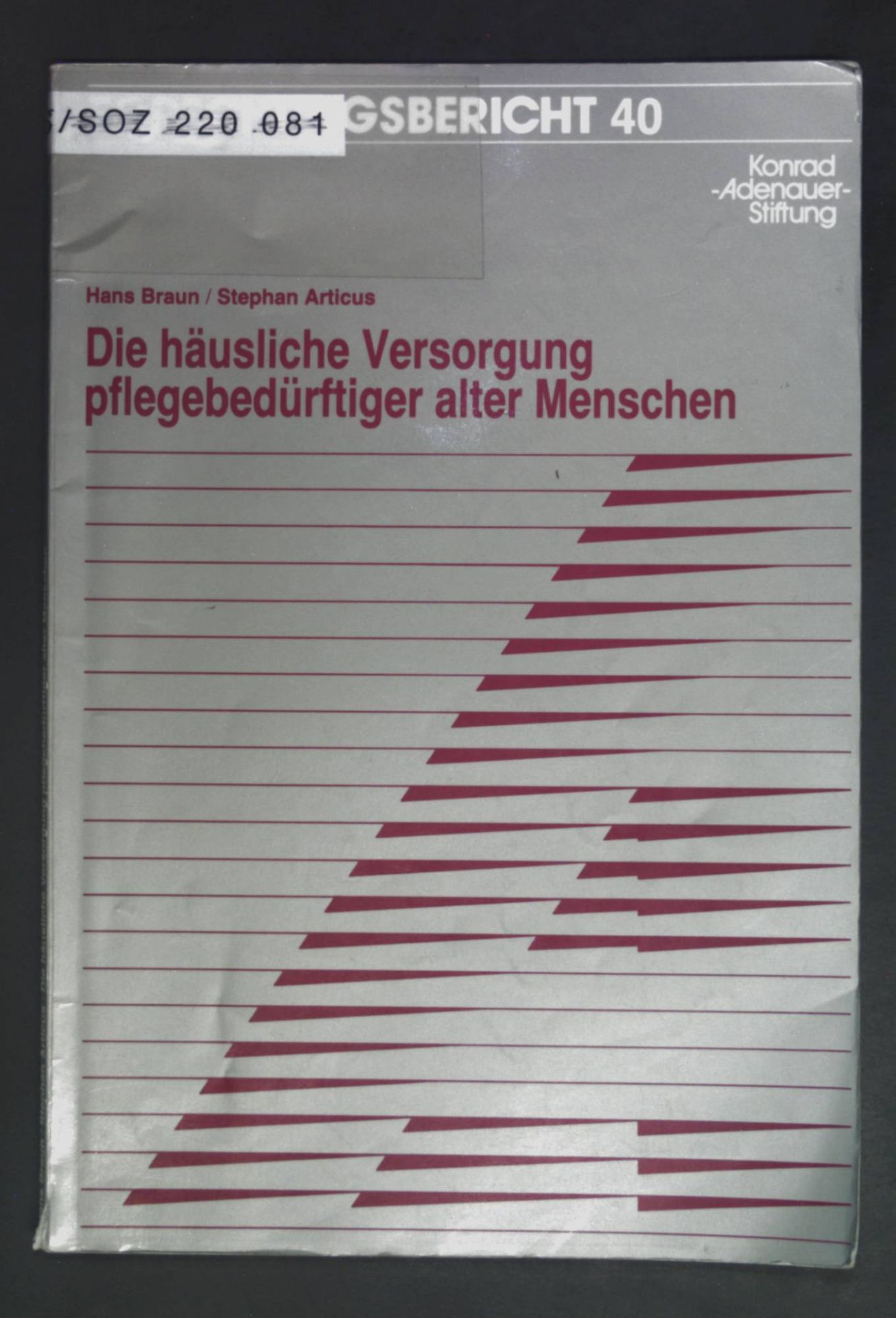 Die häusliche Versorgung pflegebedürftiger alter Menschen : e. empir. Unters. d. Erscheinungsformen, Probleme u. Unterstützungsmöglichkeiten