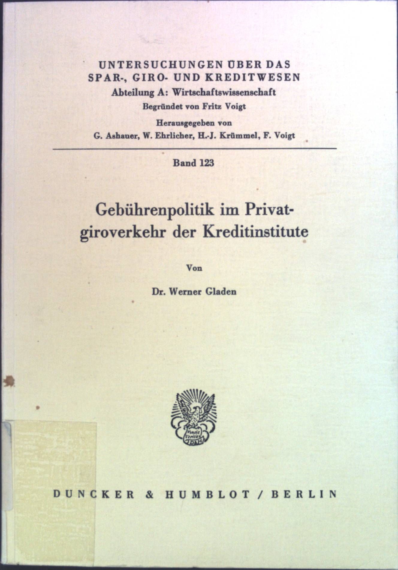Gebührenpolitik im Privatgiroverkehr der Kreditinstitute