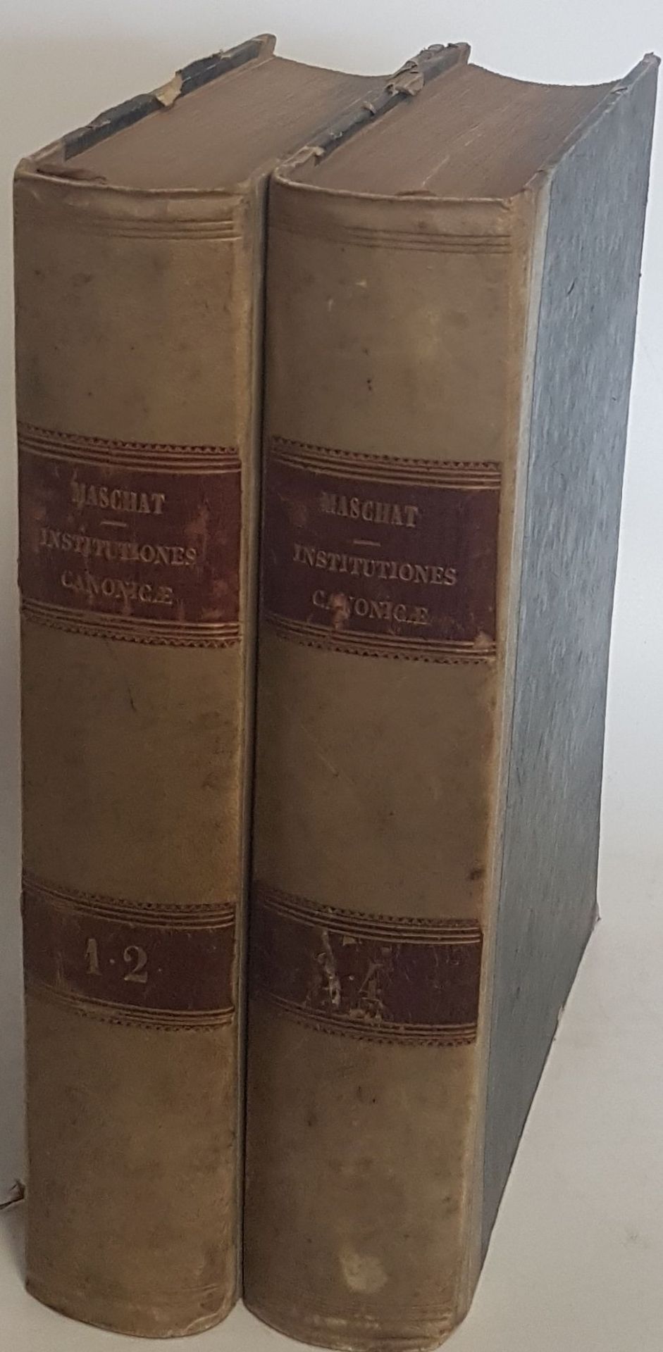 Institutiones Canonicae Remigii Maschat A S. Erasmo...(4 Teile in 2 Bänden) - Vol.I, Pars I: Institutiones juris civilis, librum I. et II. decretalium complectens/ Vol.II, Pars I: Institutiones juris civilis, librum I. et II. decretalium complectens/ Vol.III, Pars II: complectens Librum III. IV. et V. decretalium/ Vol. IV, Pars II: complectens Librum V. decretalium